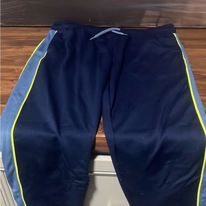 Cat & Jack kids jogger size 16